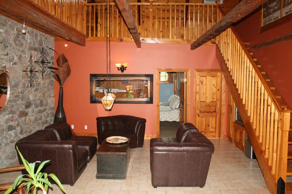 Hotel Manoir Ramezay Marieville Pokoj fotografie